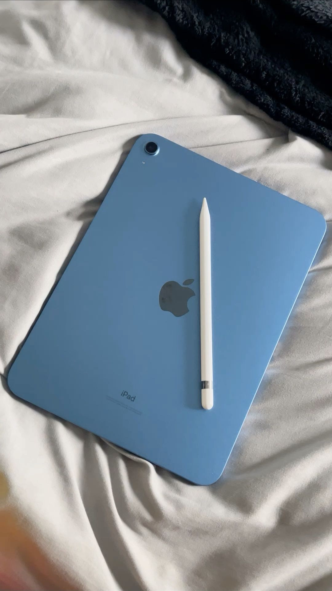 blue ipad 🩵🦋